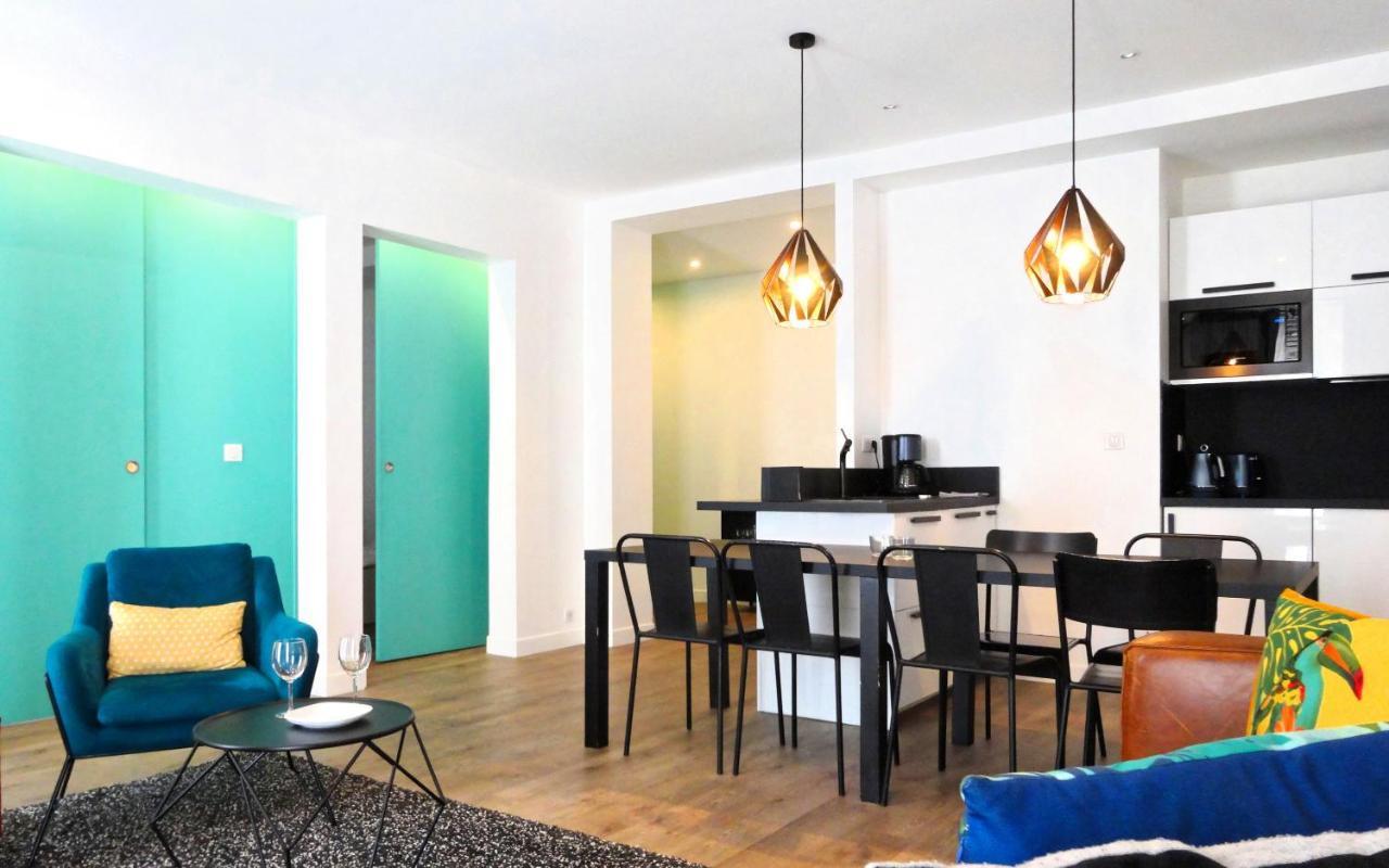 Elegant Appartement Dans Le Quartier Concorde A Parijs Buitenkant foto