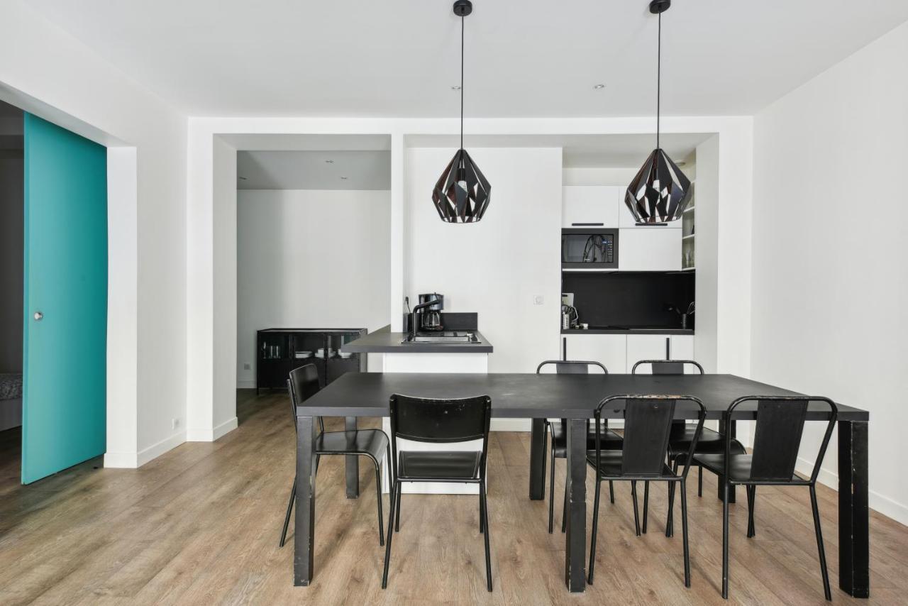 Elegant Appartement Dans Le Quartier Concorde A Parijs Buitenkant foto